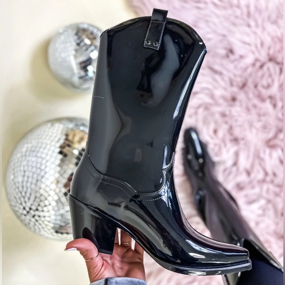 Cowboy Glossy Rubber Rain Boot - Picture 1 of 6
